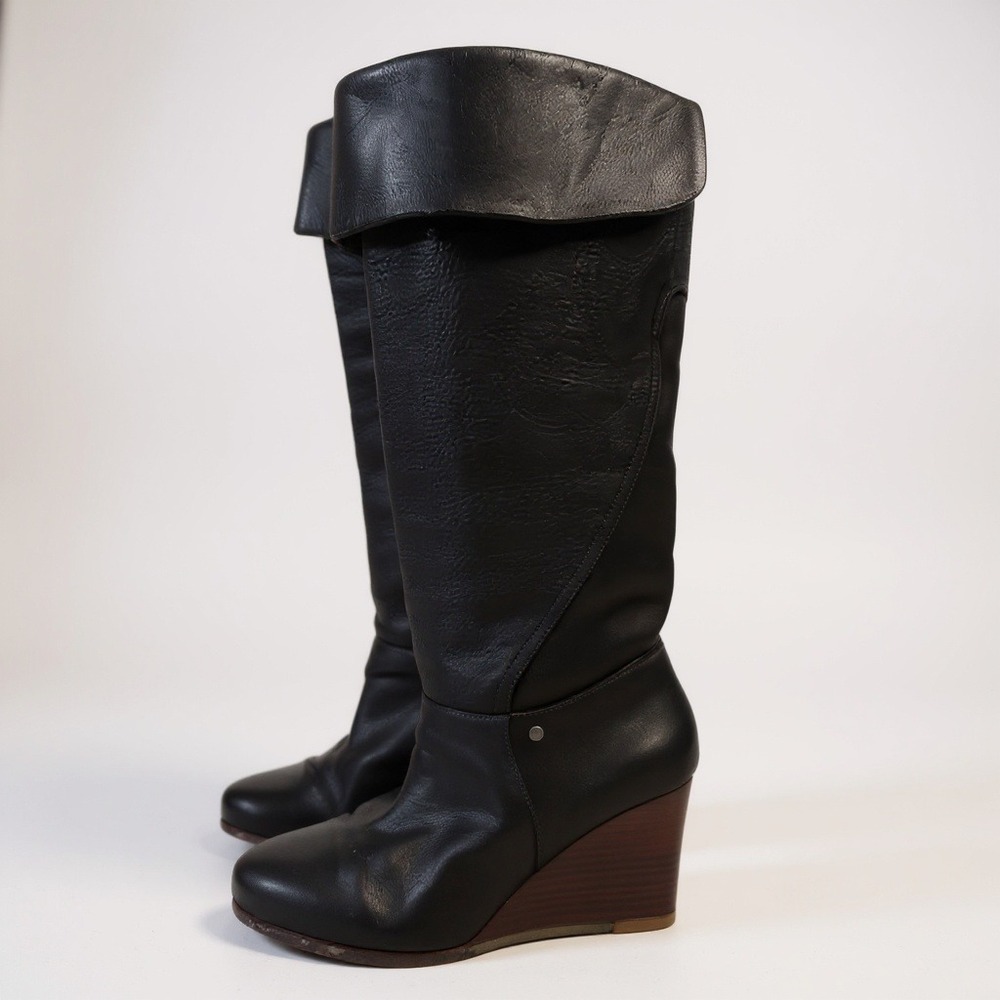 Authentic Ugg Australia Ravenna‎ black knee high weddge heel Boot Size 9